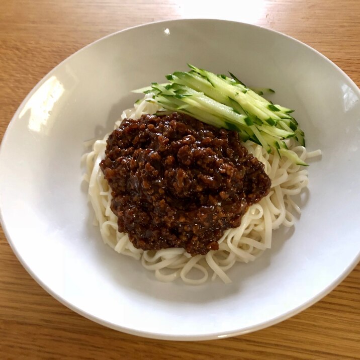 子供大好き甘辛味☆ジャージャー麺